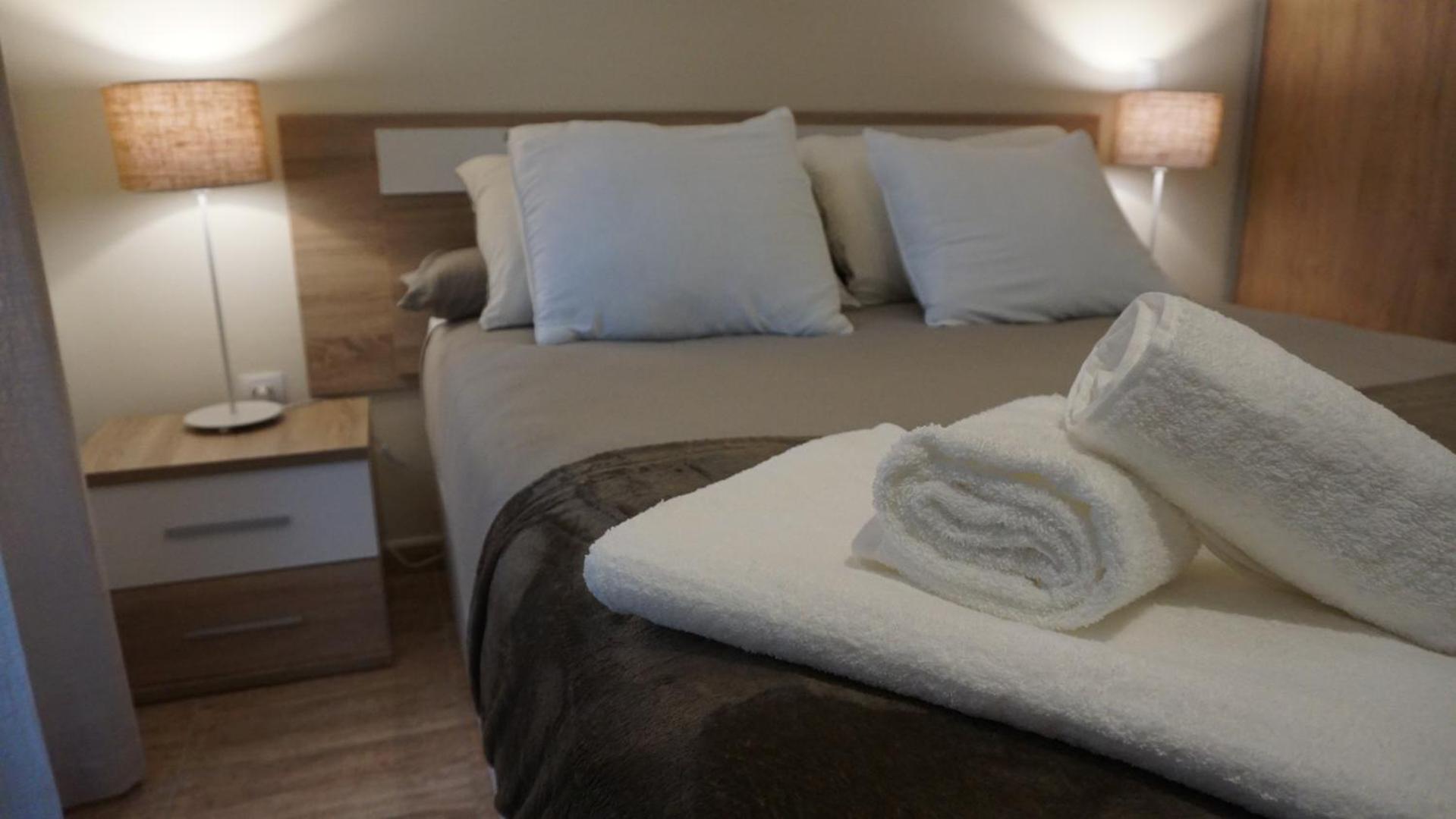Apartamentos Hernan Cortes Villanueva De La Serena Εξωτερικό φωτογραφία