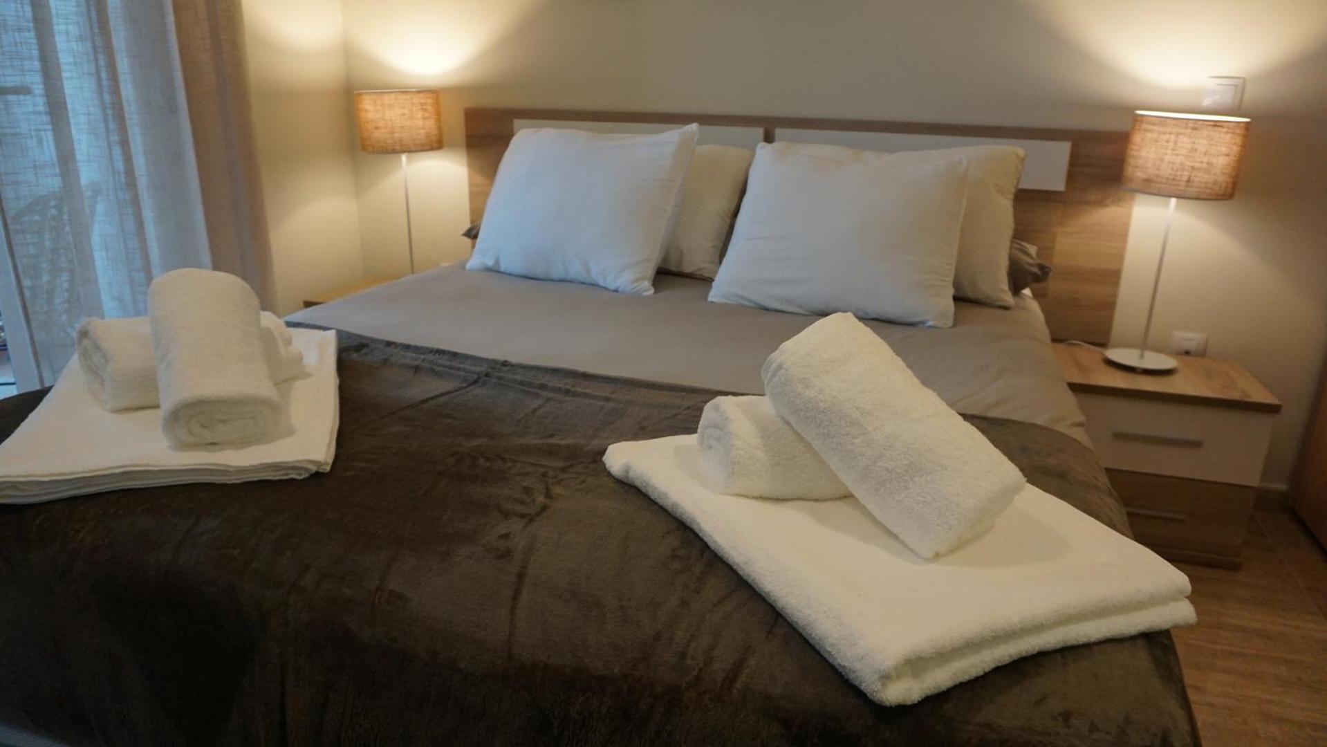 Apartamentos Hernan Cortes Villanueva De La Serena Εξωτερικό φωτογραφία