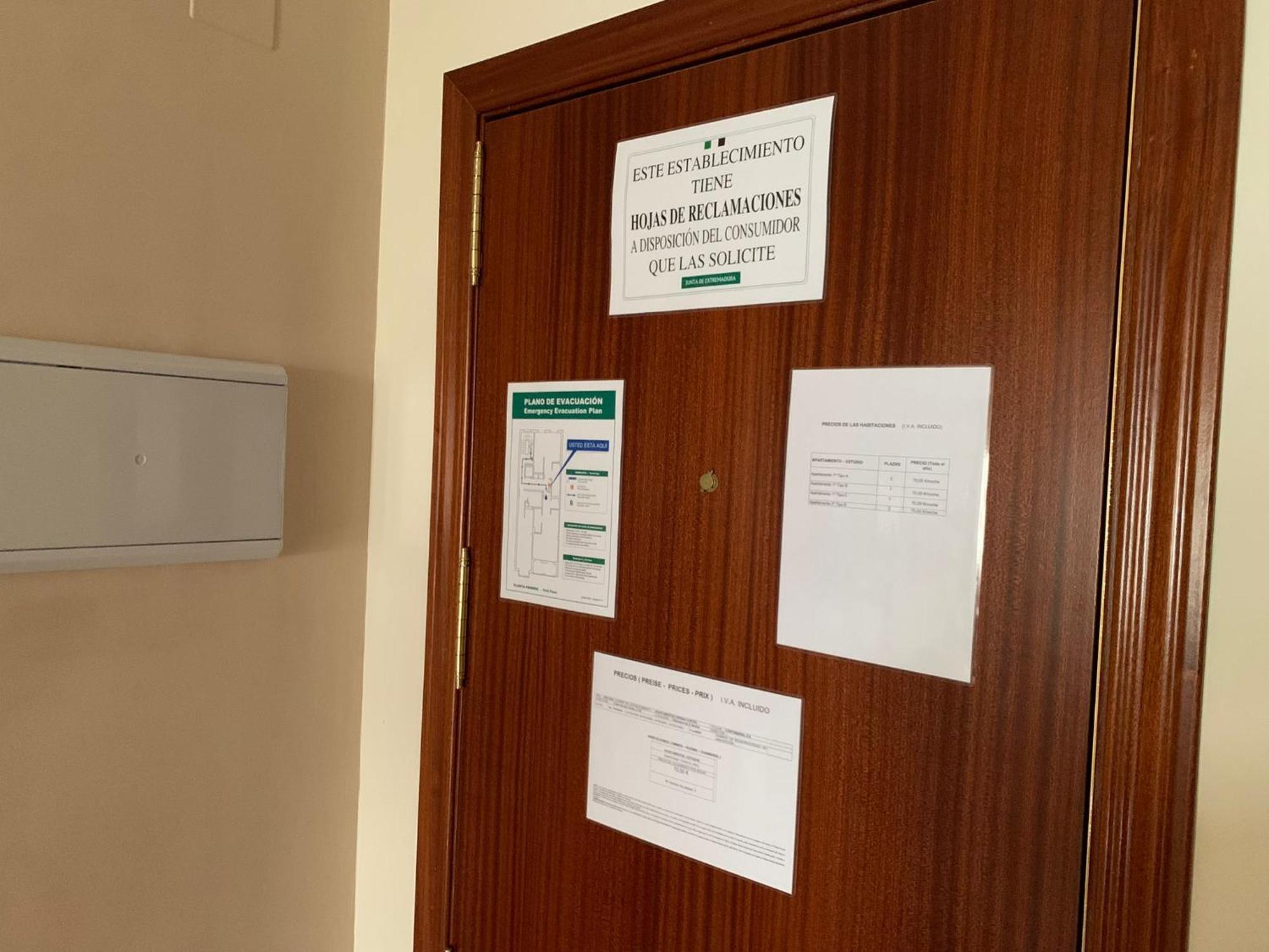 Apartamentos Hernan Cortes Villanueva De La Serena Εξωτερικό φωτογραφία